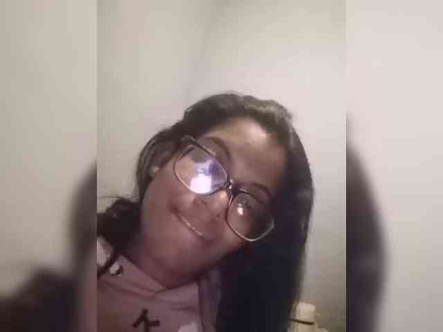 IndianBeaut Live Webcam on BongaCams
