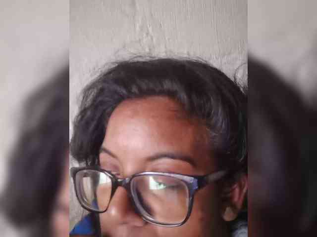 IndianBeaut webcam