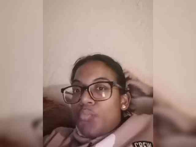 IndianBeaut webcam