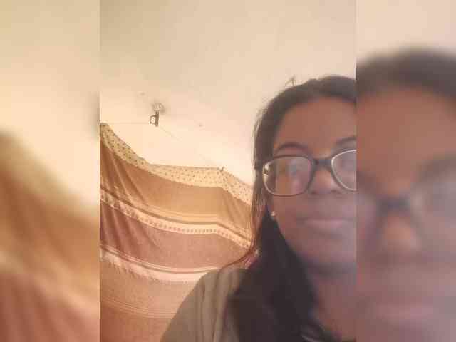 IndianBeaut webcam