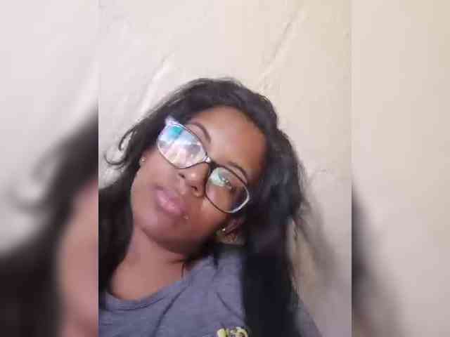 IndianBeaut webcam