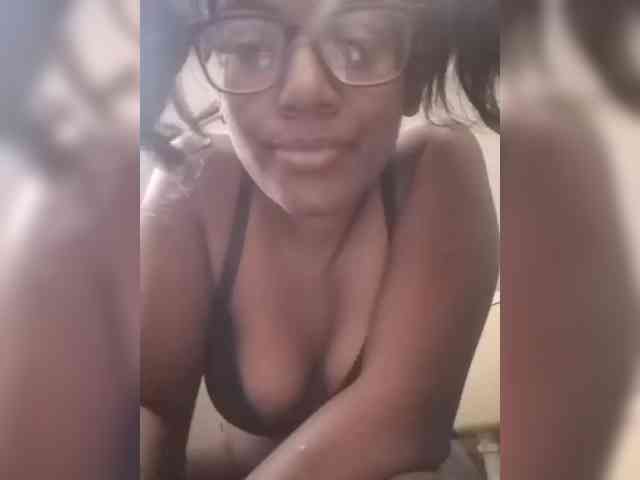 IndianBeaut webcam