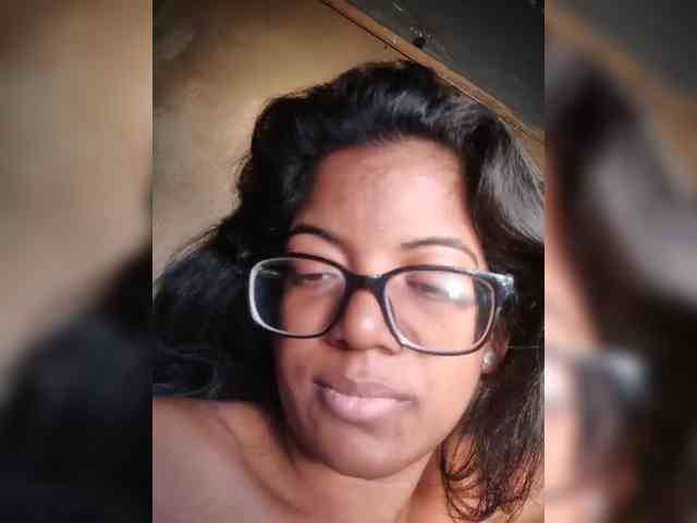 IndianBeaut webcam