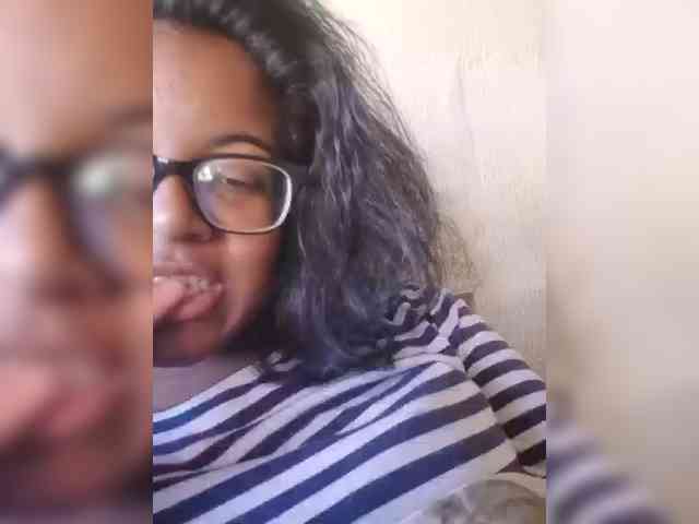 IndianBeaut webcam
