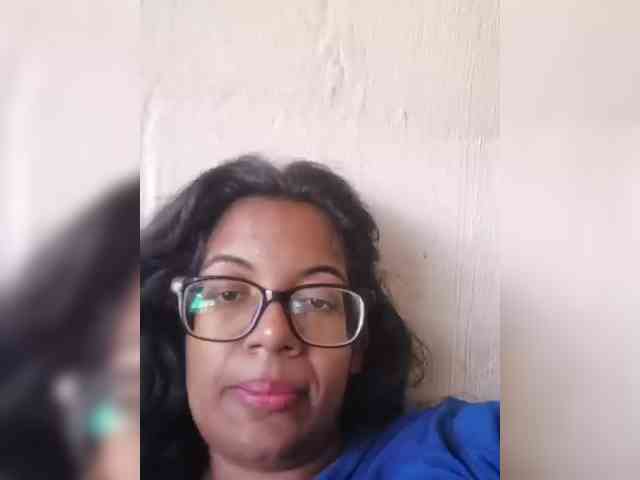 IndianBeaut webcam