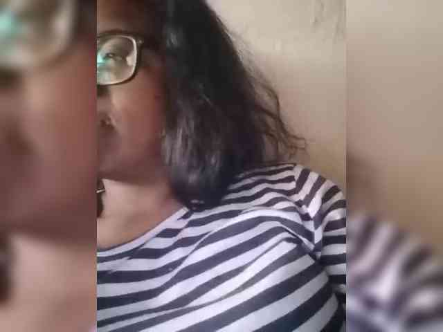 IndianBeaut webcam