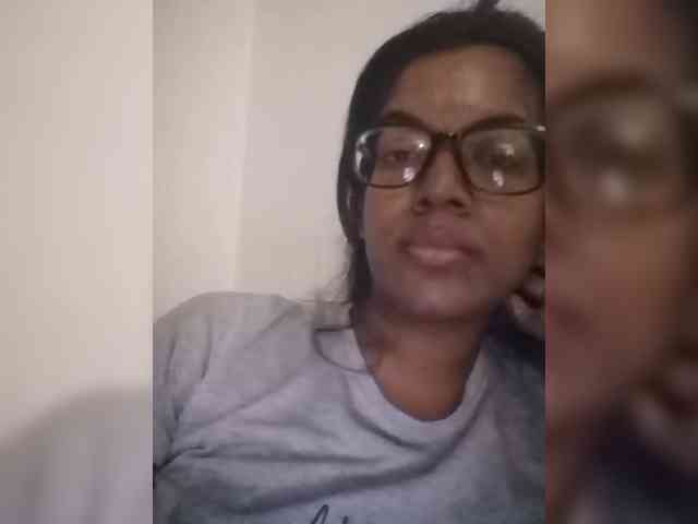 IndianBeaut webcam