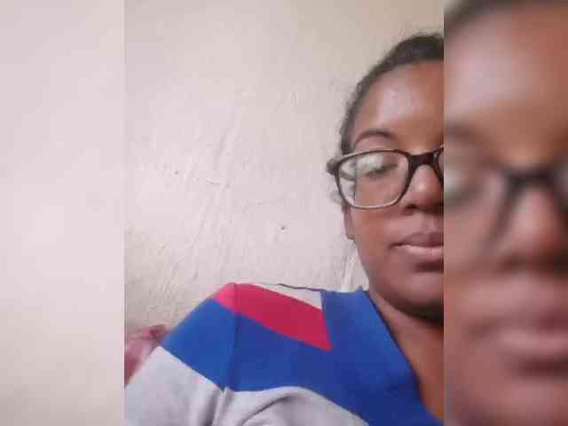 IndianBeaut webcam