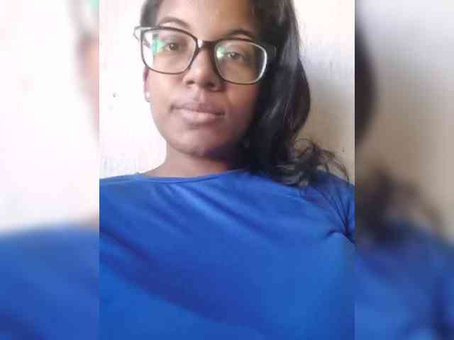 IndianBeaut webcam