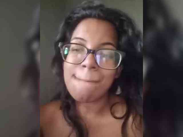 IndianBeaut webcam