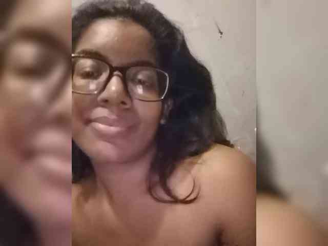 IndianBeaut webcam