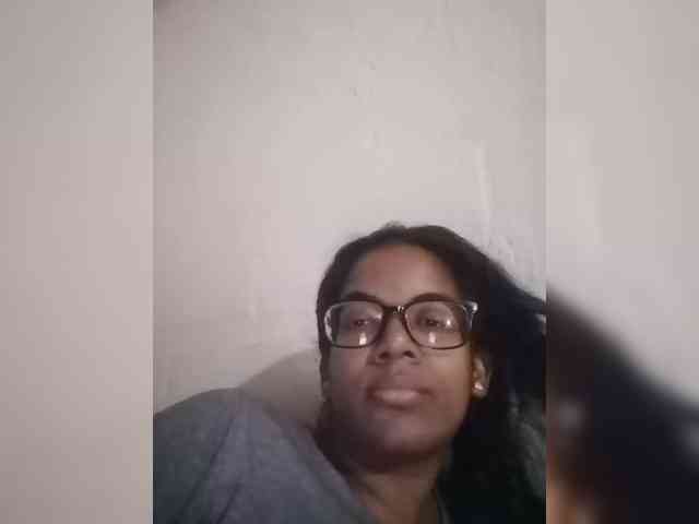 IndianBeaut webcam