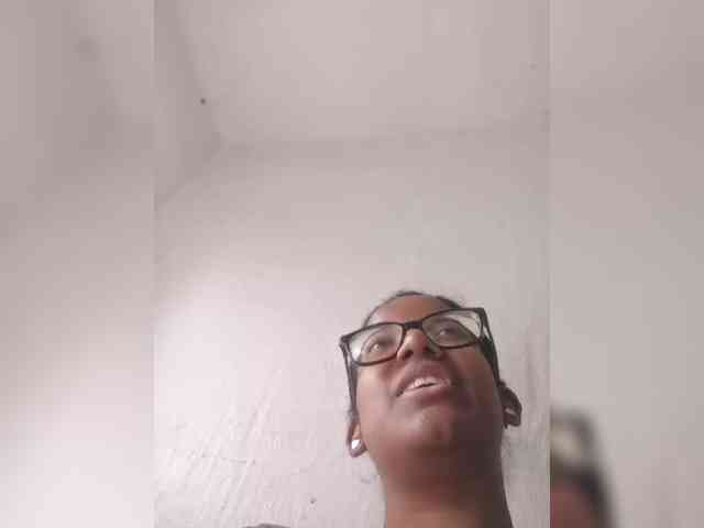 IndianBeaut webcam