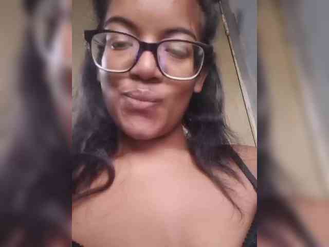 IndianBeaut webcam