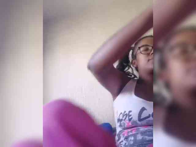 IndianBeaut webcam