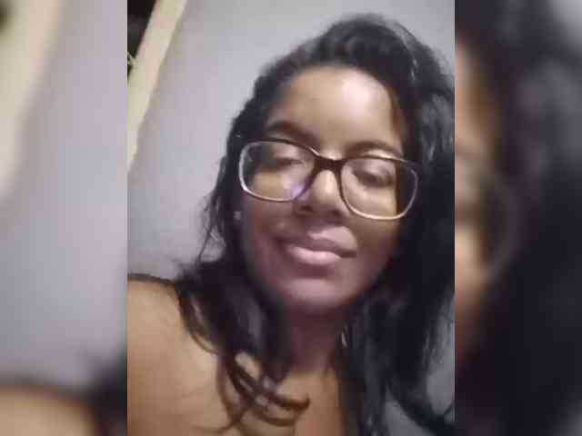 IndianBeaut Live Webcam on BongaCams