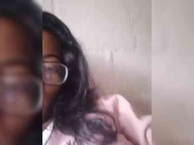 IndianBeaut Live Webcam on BongaCams