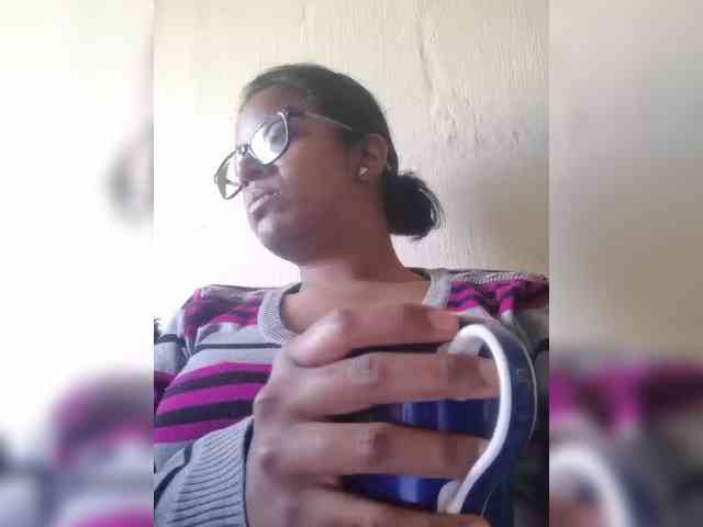 IndianBeaut webcam