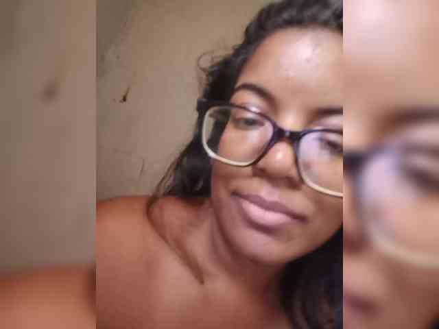 IndianBeaut webcam