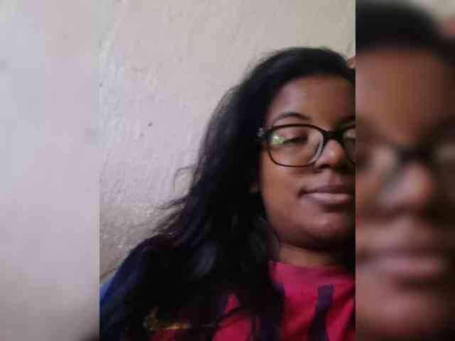 IndianBeaut webcam