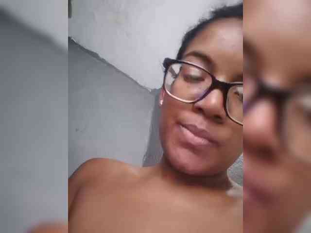 IndianBeaut webcam
