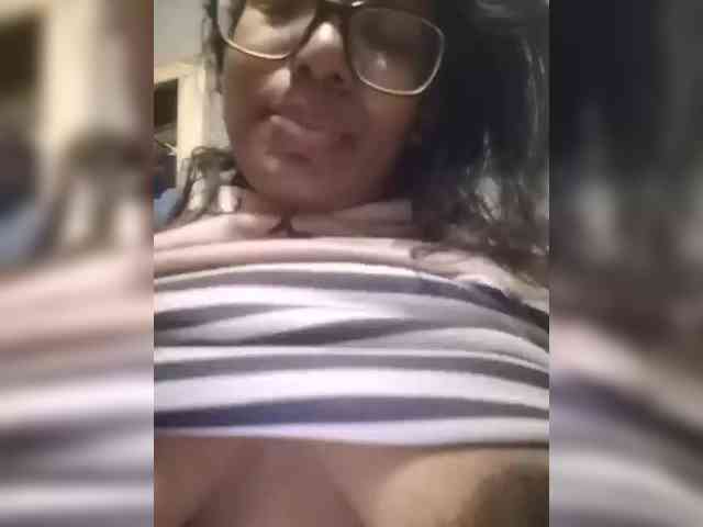 IndianBeaut Live Webcam on BongaCams
