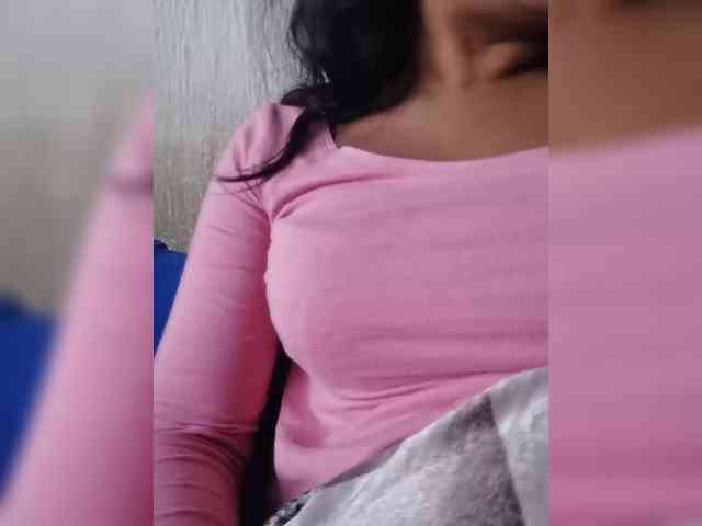 IndianBeaut webcam