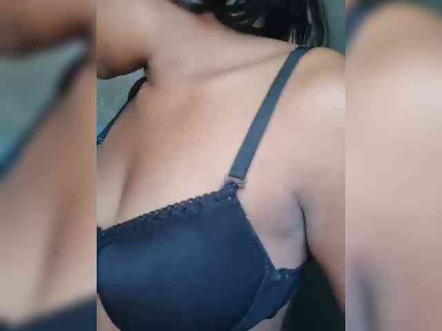 IndianBeaut webcam