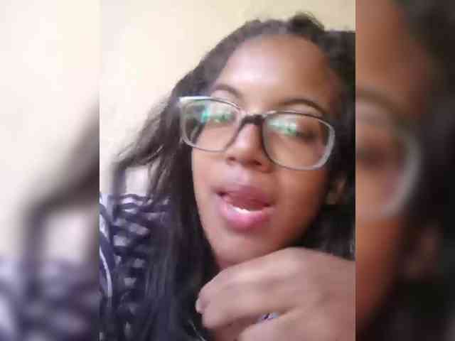 IndianBeaut webcam