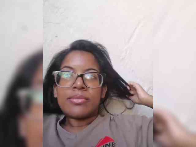 IndianBeaut webcam
