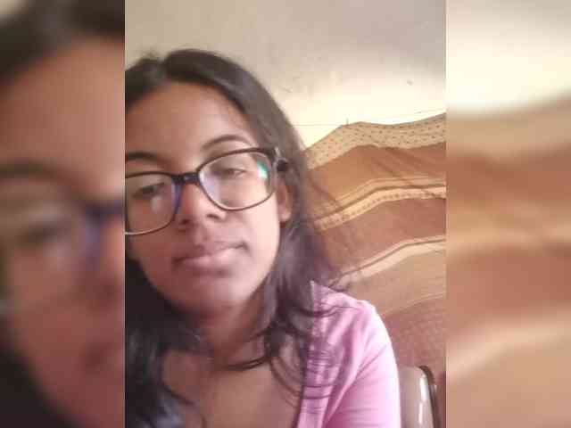 IndianBeaut webcam