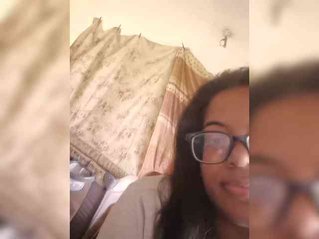 IndianBeaut webcam