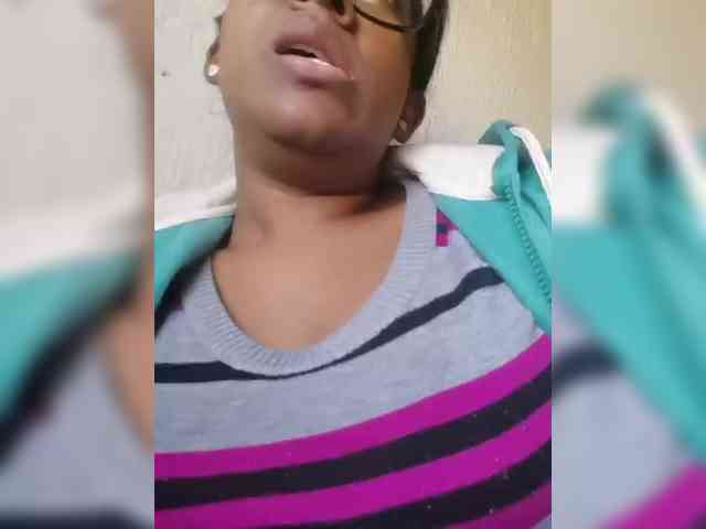 IndianBeaut webcam