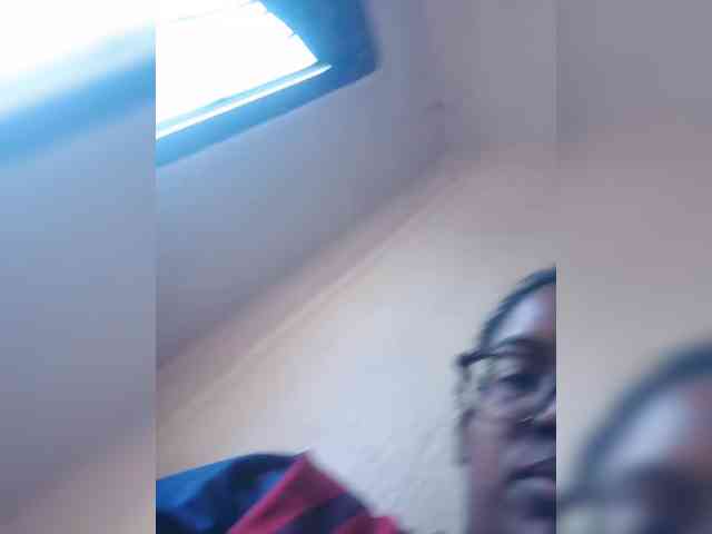 IndianBeaut webcam