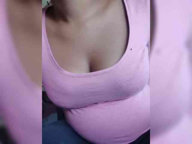 IndianBeaut webcam
