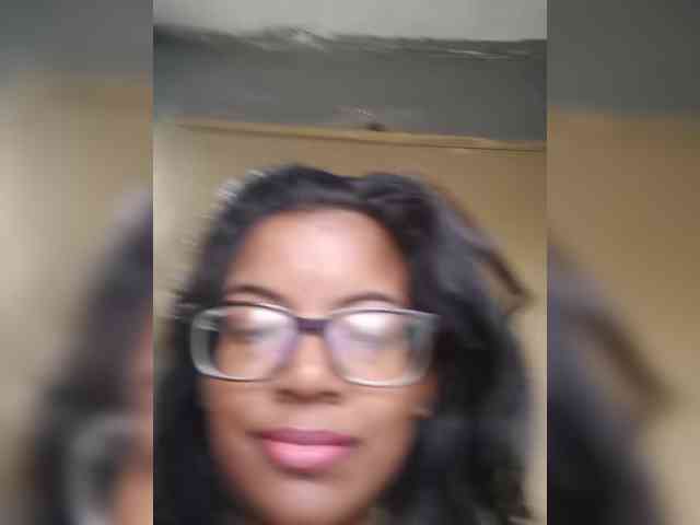IndianBeaut webcam