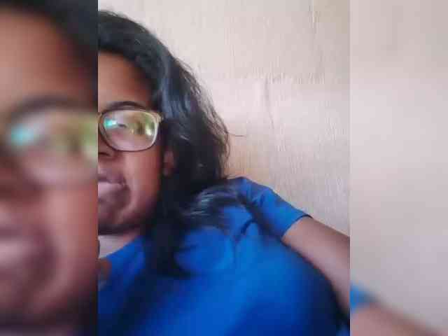 IndianBeaut webcam