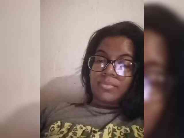 IndianBeaut webcam