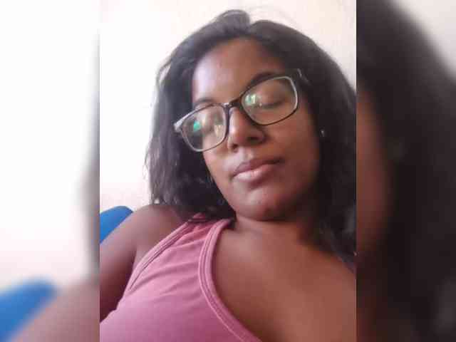 IndianBeaut webcam