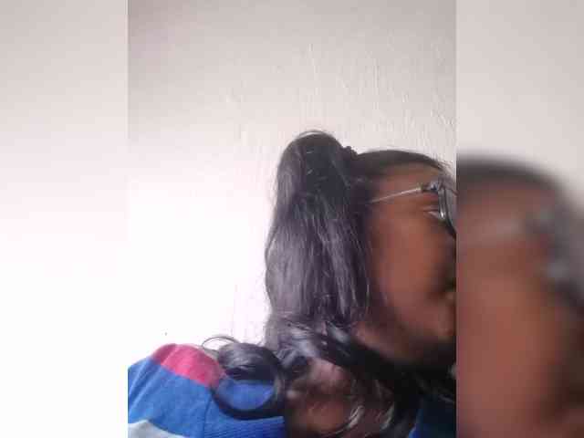 IndianBeaut webcam