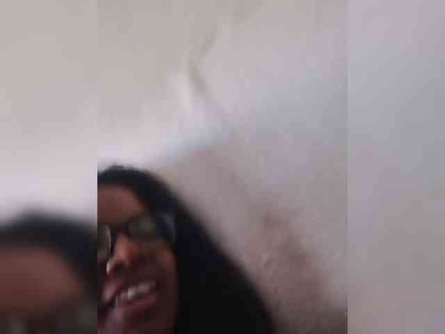 IndianBeaut webcam