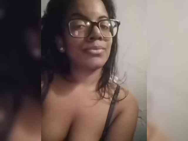 IndianBeaut Live Webcam on BongaCams