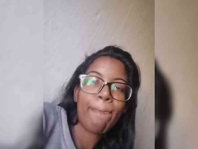 IndianBeaut webcam