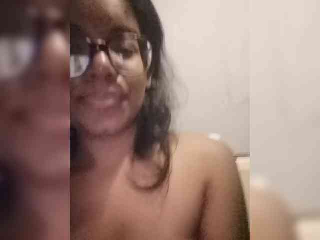 IndianBeaut webcam
