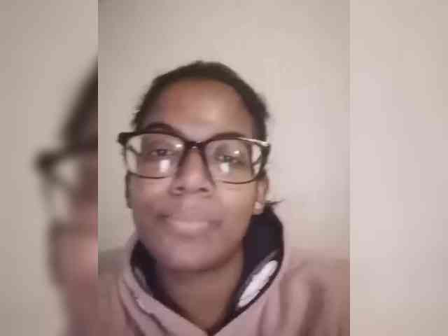 IndianBeaut webcam