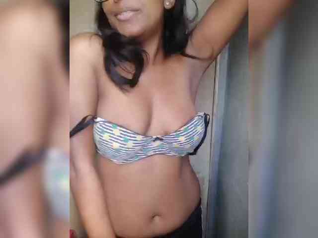 IndianBeaut webcam