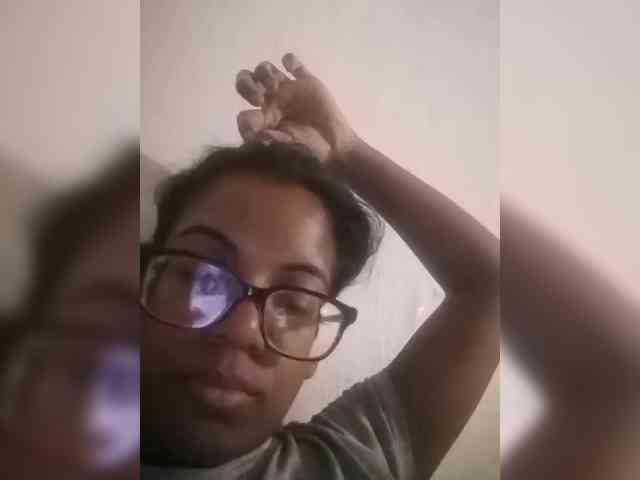 IndianBeaut webcam