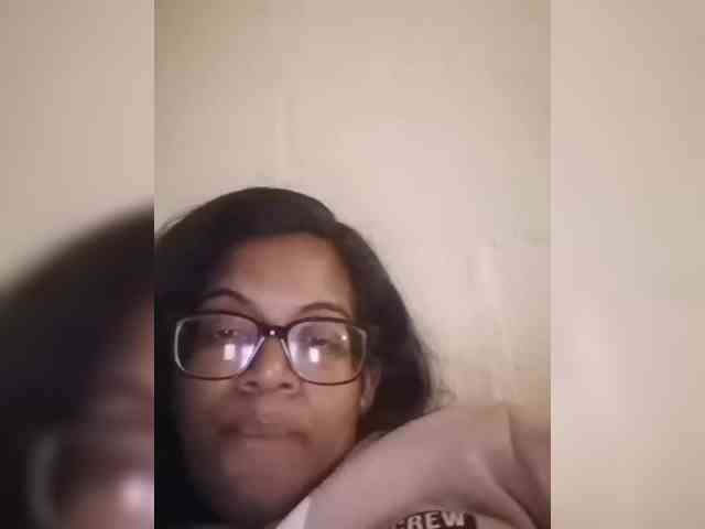 IndianBeaut webcam