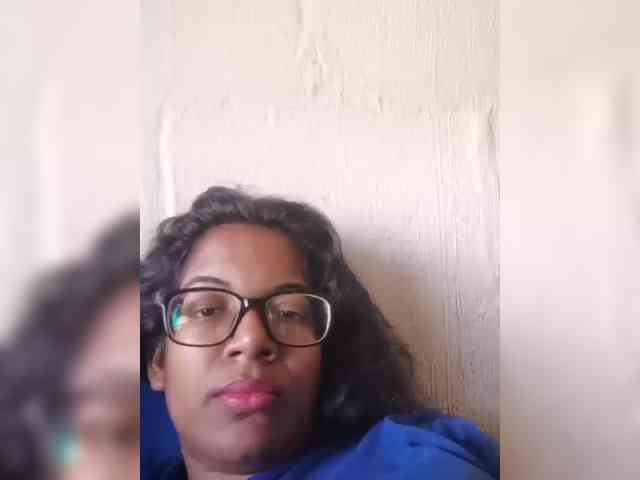 IndianBeaut webcam