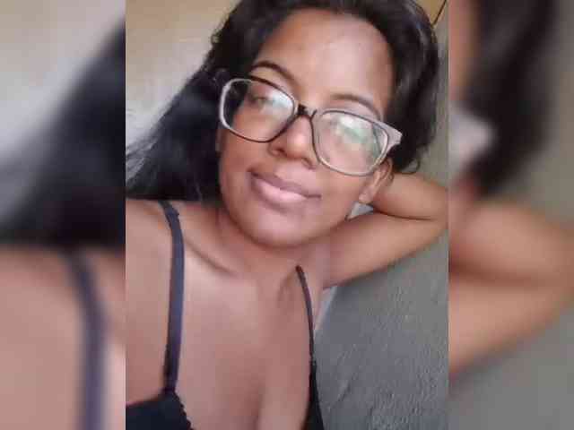 IndianBeaut webcam